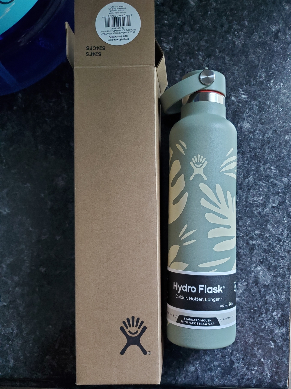 Hydro Flask Sage Green Leaf 24oz Water Bottle